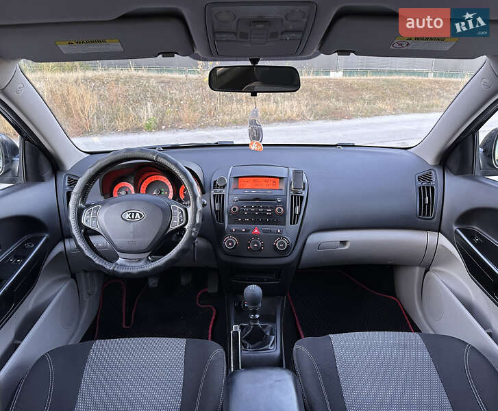 Универсал Kia Ceed 2007 в Киеве