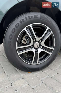 Хэтчбек Kia Ceed 2007 в 