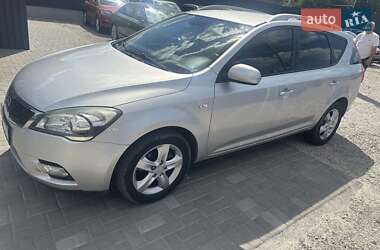 Универсал Kia Ceed 2011 в Кропивницком