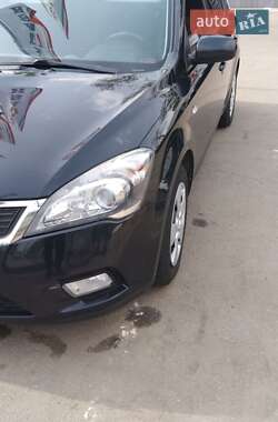 Універсал Kia Ceed 2009 в Запоріжжі