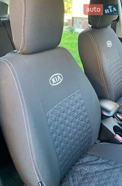 Универсал Kia Ceed 2010 в Долине
