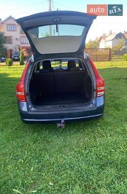 Универсал Kia Ceed 2010 в Долине