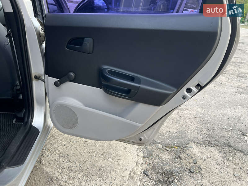 Хэтчбек Kia Ceed 2008 в Харькове