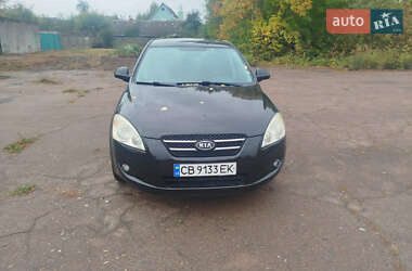 Хэтчбек Kia Ceed 2007 в Мене