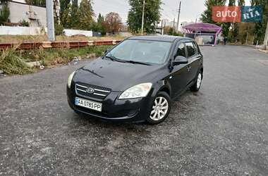 Хэтчбек Kia Ceed 2007 в 