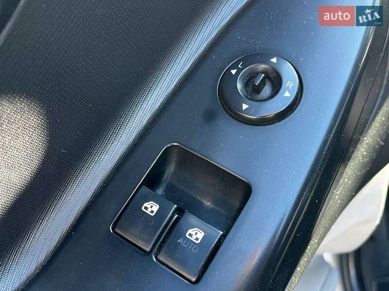 Хэтчбек Kia Ceed 2008 в Киеве