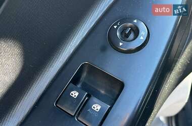 Хэтчбек Kia Ceed 2008 в 