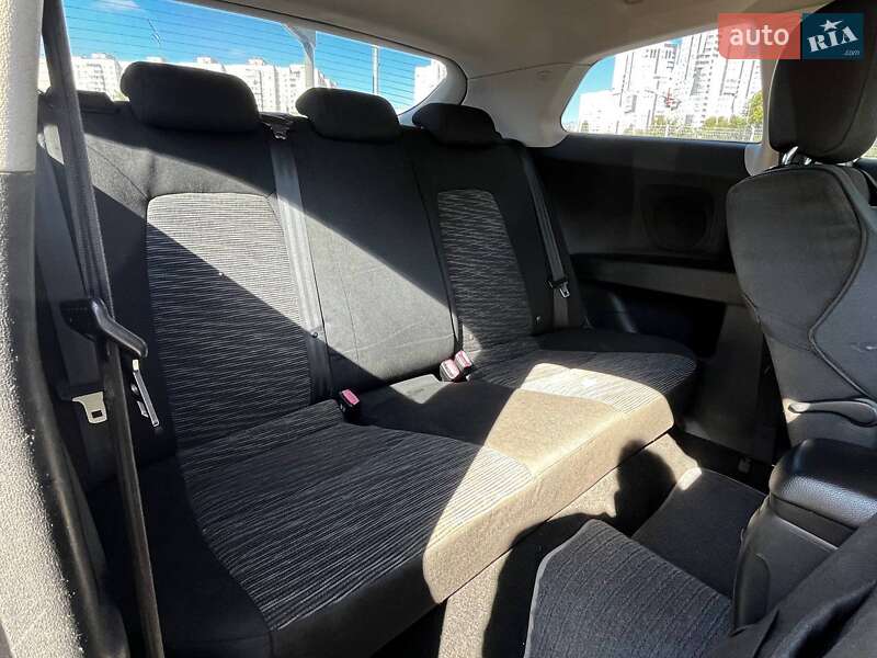 Хэтчбек Kia Ceed 2008 в Киеве