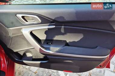 Хэтчбек Kia Ceed 2019 в 