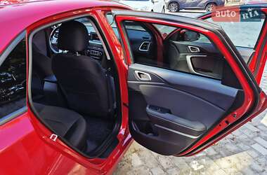 Хэтчбек Kia Ceed 2019 в 