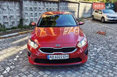 Хэтчбек Kia Ceed 2019 в 