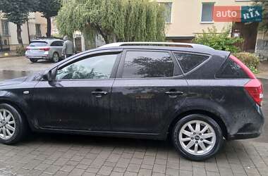Универсал Kia Ceed 2011 в 