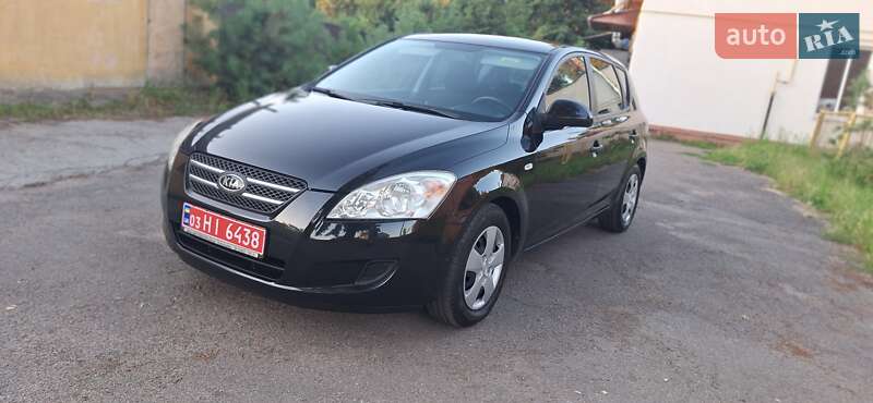 Хэтчбек Kia Ceed 2008 в Нежине