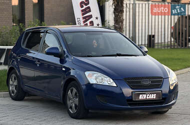 Хэтчбек Kia Ceed 2007 в Ужгороде