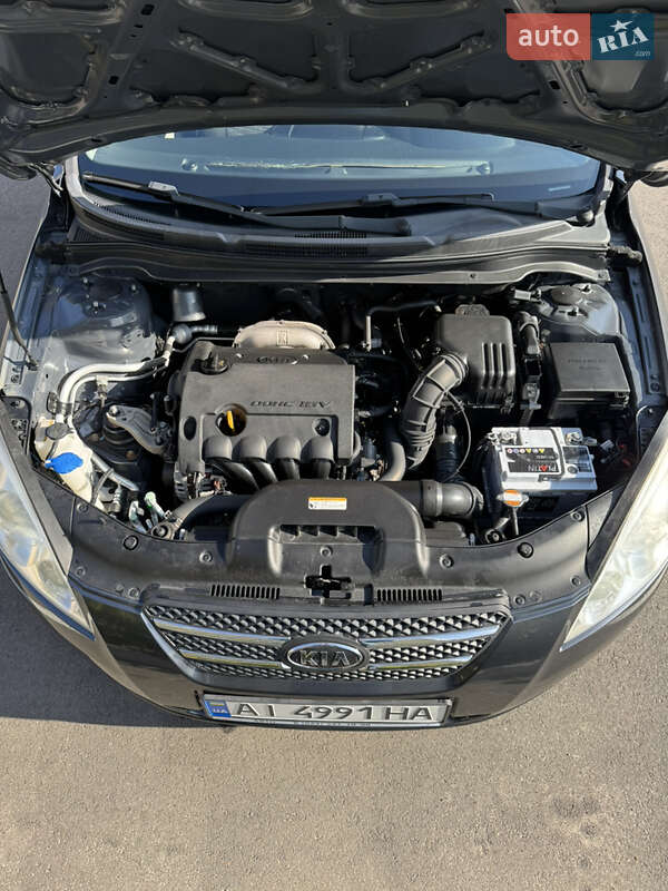 Хэтчбек Kia Ceed 2009 в Киеве