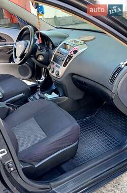 Универсал Kia Ceed 2007 в 