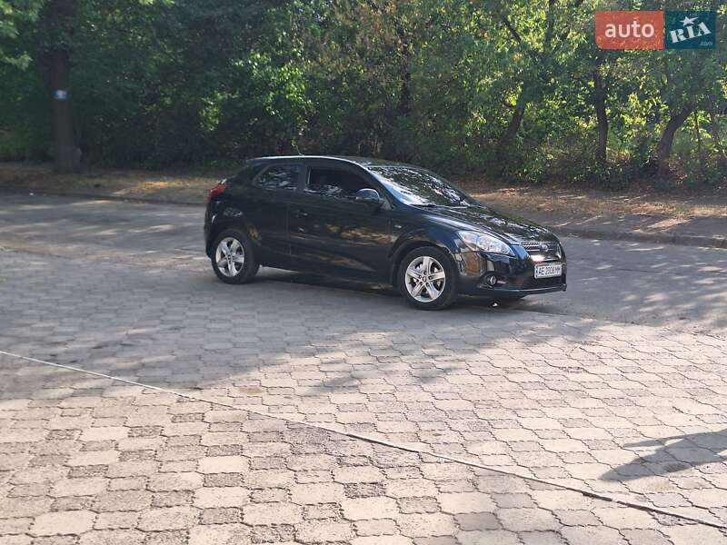 Хэтчбек Kia Ceed 2008 в Днепре фото 4 Хэтчбек Kia Ceed 2008 в Днепре