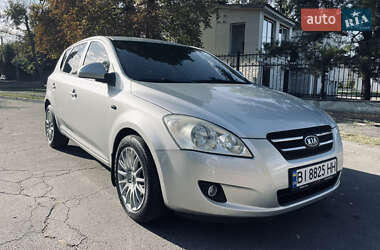 Хэтчбек Kia Ceed 2007 в Полтаве