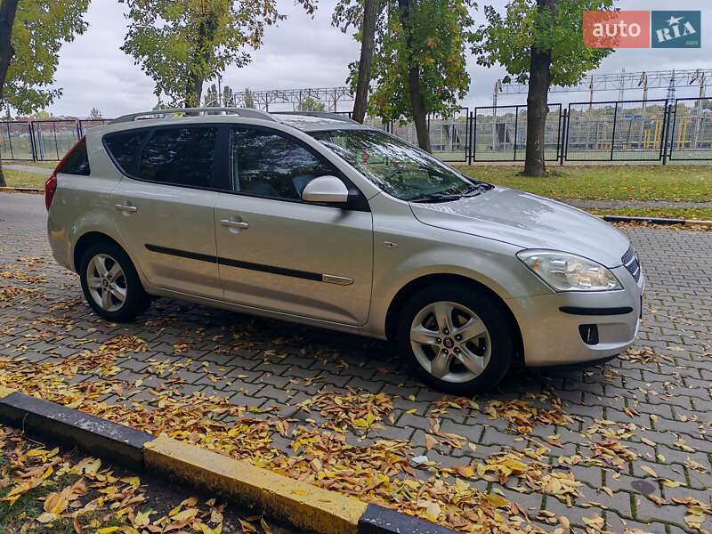 Універсал Kia Ceed 2008 в Олександрії