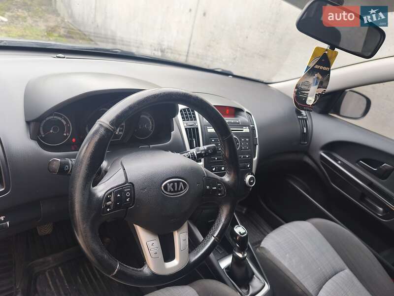 Хетчбек Kia Ceed 2011 в Гнівані фото 5 Хетчбек Kia Ceed 2011 в Гнівані