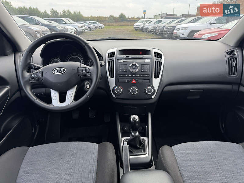 Універсал Kia Ceed 2011 в Луцьку