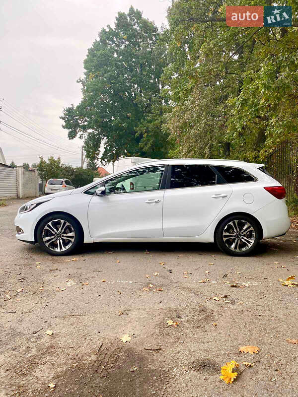 Универсал Kia Ceed 2013 в Киеве фото 7 Универсал Kia Ceed 2013 в Киеве