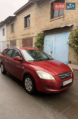 Универсал Kia Ceed 2008 в Киеве