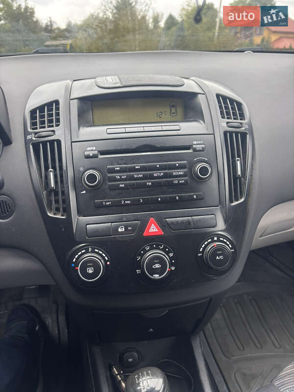 Универсал Kia Ceed 2008 в Ивано-Франковске фото 11 Универсал Kia Ceed 2008 в Ивано-Франковске