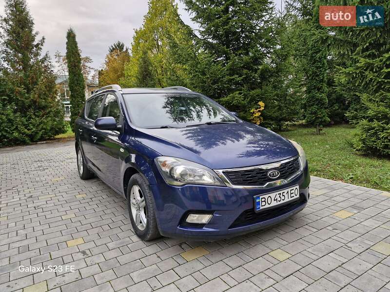 Универсал Kia Ceed 2010 в Тернополе