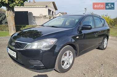 Универсал Kia Ceed 2009 в Каменском