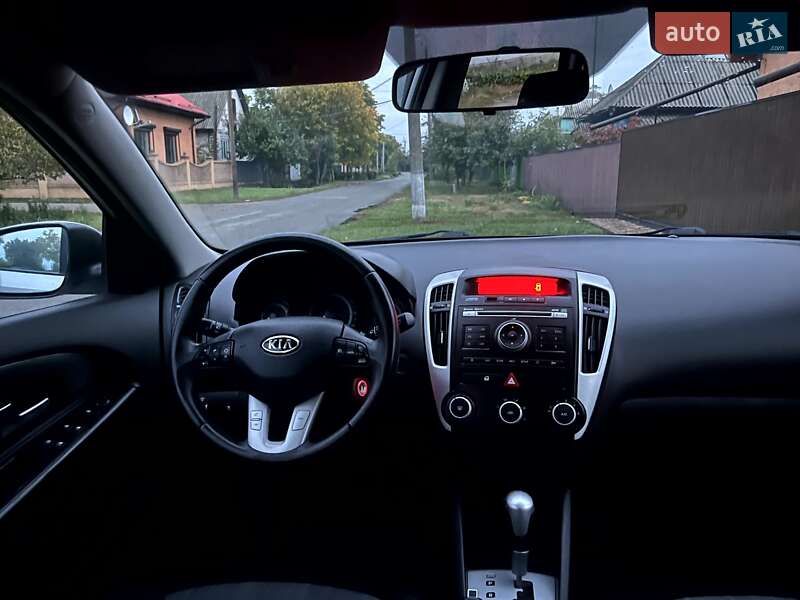 Хэтчбек Kia Ceed 2010 в Нежине
