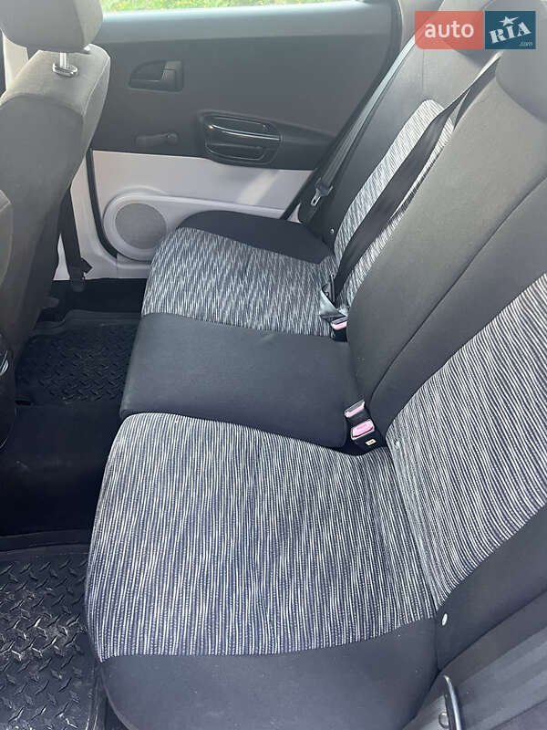 Хэтчбек Kia Ceed 2008 в Житомире фото 7 Хэтчбек Kia Ceed 2008 в Житомире