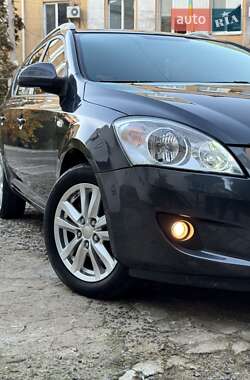 Универсал Kia Ceed 2008 в 