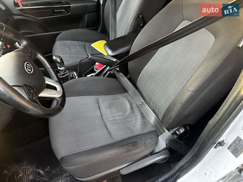 Хэтчбек Kia Ceed 2011 в Тернополе