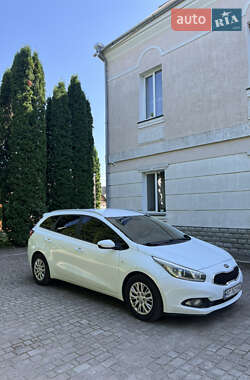 Універсал Kia Ceed 2015 в  фото 9 Універсал Kia Ceed 2015 в