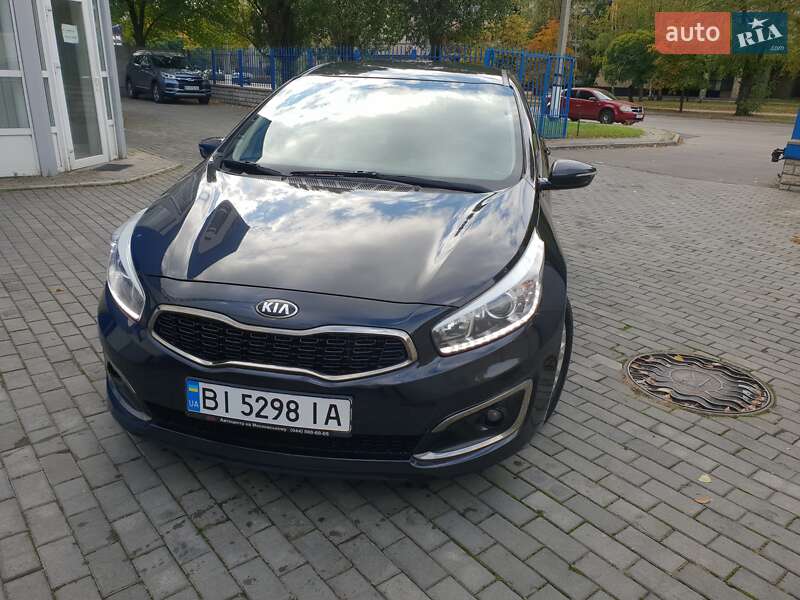 Хэтчбек Kia Ceed 2016 в Горишних Плавнях