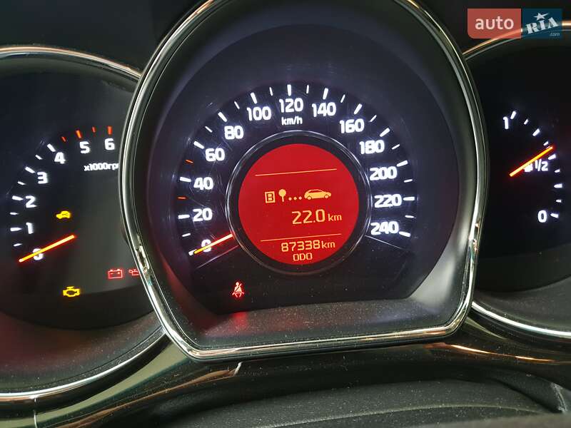 Хэтчбек Kia Ceed 2016 в Горишних Плавнях