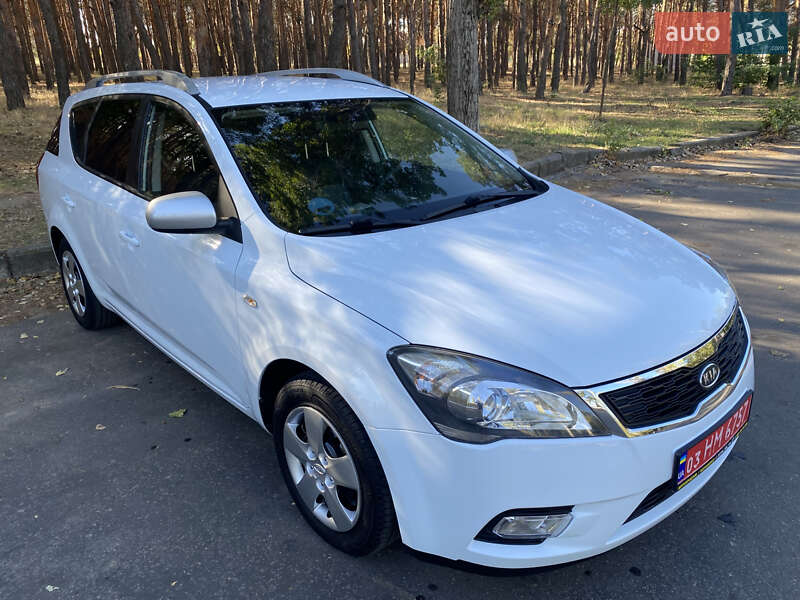 Универсал Kia Ceed 2009 в Николаеве