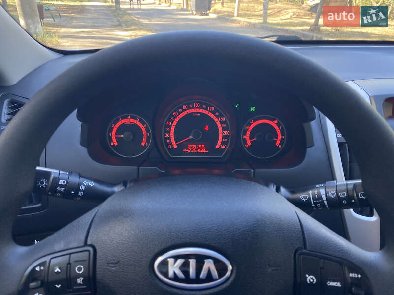 Универсал Kia Ceed 2009 в Николаеве