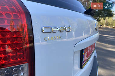 Універсал Kia Ceed 2009 в 