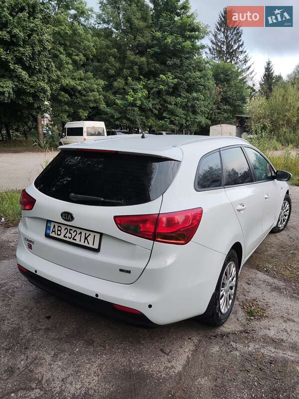 Универсал Kia Ceed 2015 в Львове