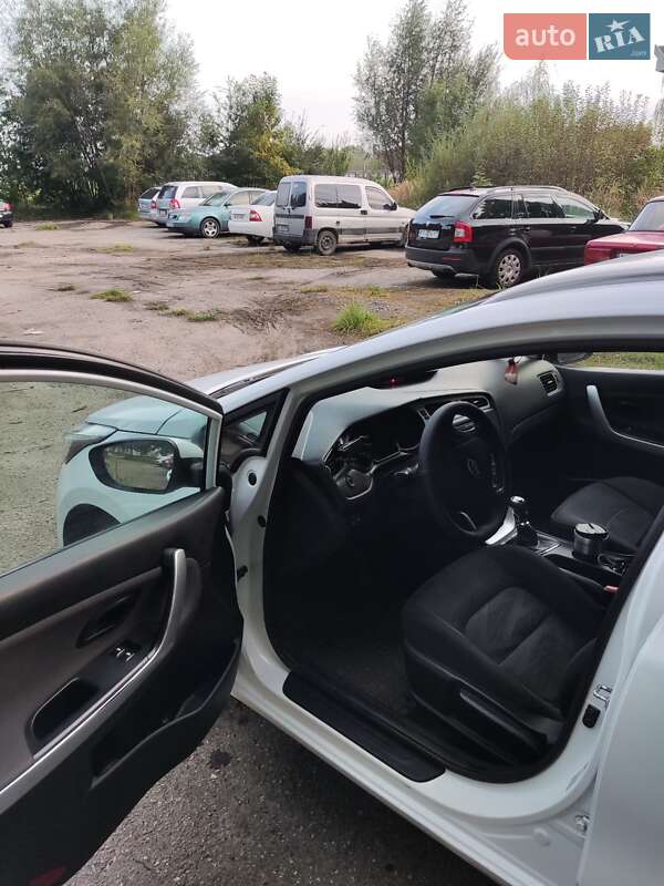 Универсал Kia Ceed 2015 в Львове