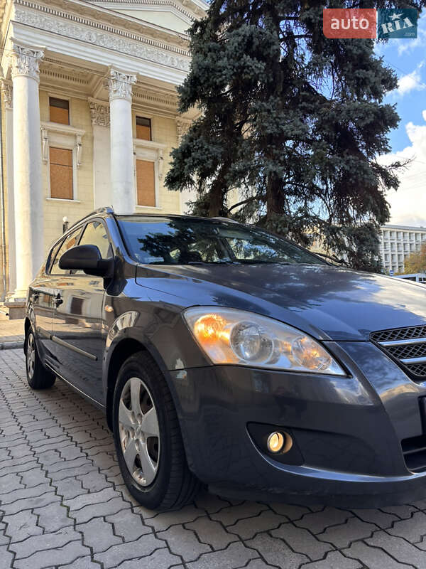 Універсал Kia Ceed 2008 в Запоріжжі