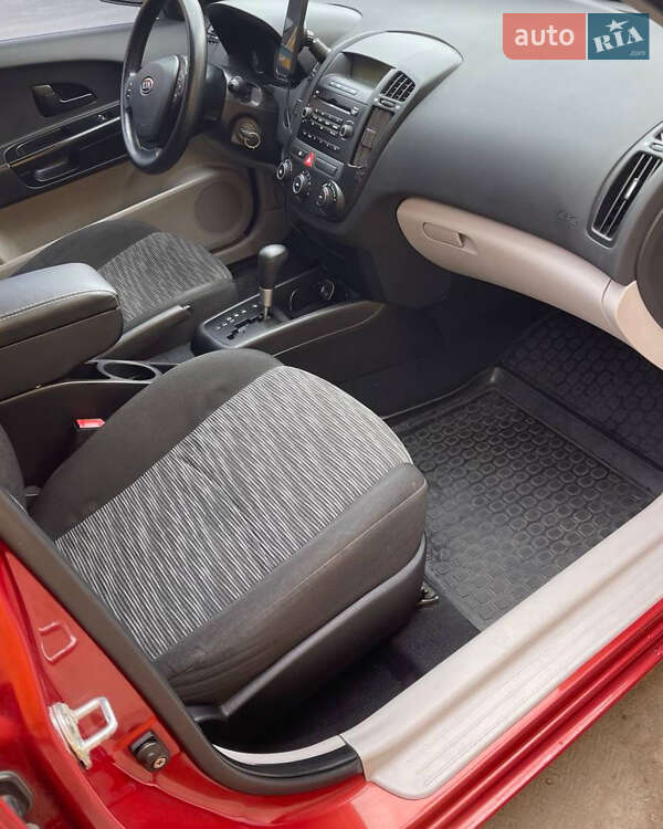 Хэтчбек Kia Ceed 2007 в Киеве фото 15 Хэтчбек Kia Ceed 2007 в Киеве