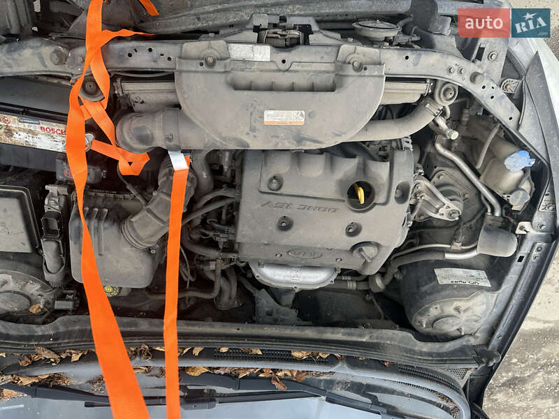 Хэтчбек Kia Ceed 2007 в Луцке