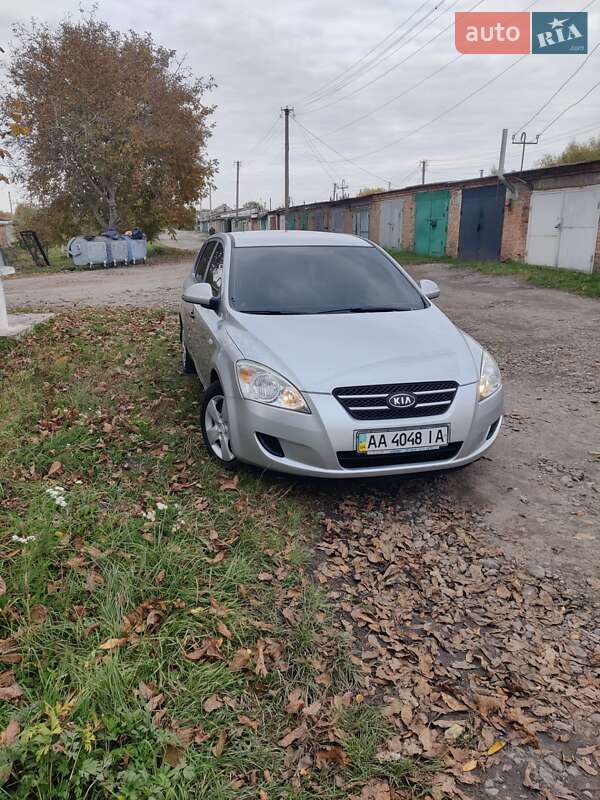 Хэтчбек Kia Ceed 2008 в Казатине фото 14 Хэтчбек Kia Ceed 2008 в Казатине