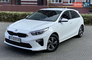 Хэтчбек Kia Ceed 2019 в 