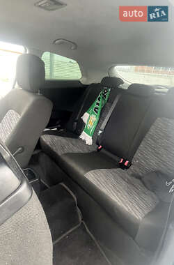 Хэтчбек Kia Ceed 2008 в 