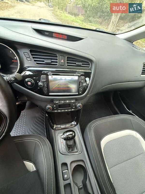Хэтчбек Kia Ceed 2012 в Белгороде-Днестровском фото 17 Хэтчбек Kia Ceed 2012 в Белгороде-Днестровском