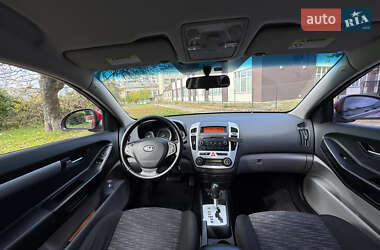 Хэтчбек Kia Ceed 2008 в Черновцах